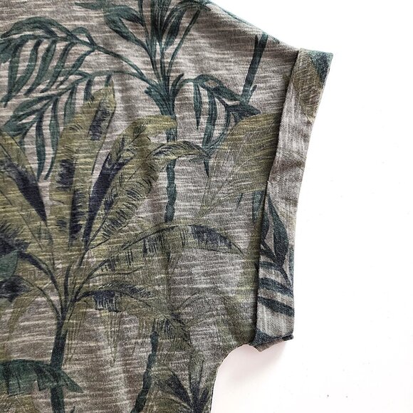Reitmans tropical print cuffed sleeve t-shirt - Picture 4 of 10